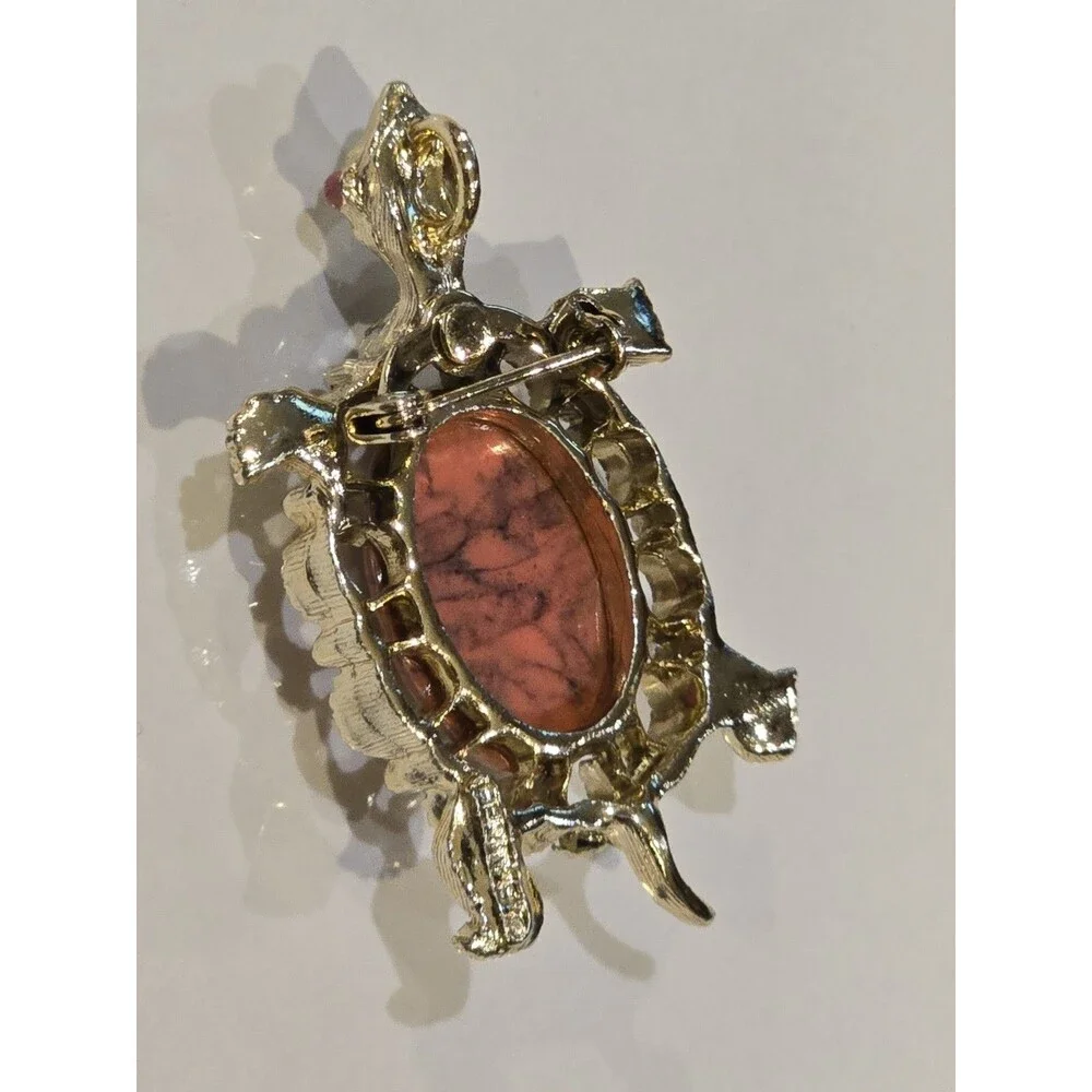 Vintage Gerrys Turtle Brooch Pendant Red Marbled Cabochon Gold Tone Jewelry 1391